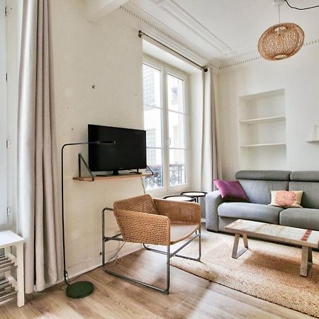 Appartement Quartier Hotel De Ville Free Netflix Paris Exterior foto