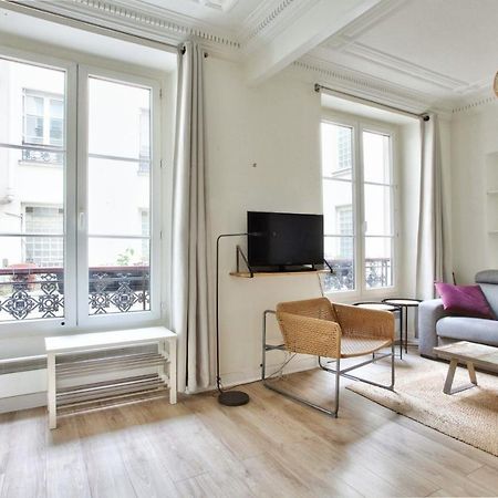 Appartement Quartier Hotel De Ville Free Netflix Paris Exterior foto