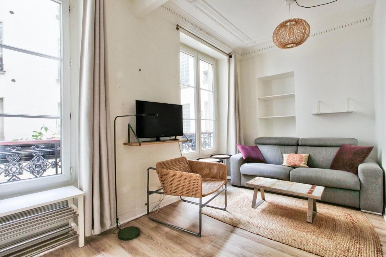 Appartement Quartier Hotel De Ville Free Netflix Paris Exterior foto